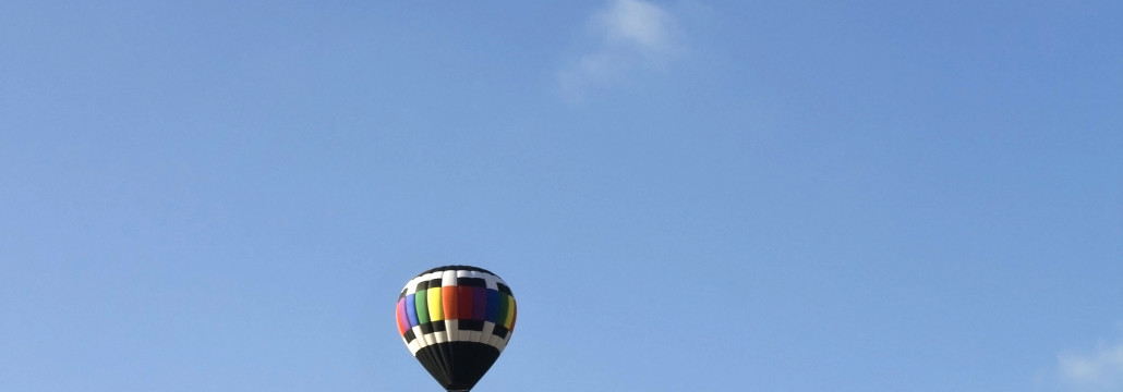 many-hot-air-balloons-1030×360